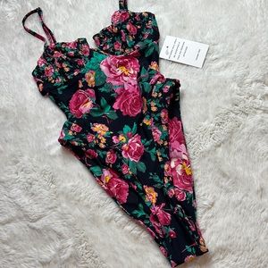 NWT For Love & Lemons one piece SwimSuit - SIZE: XXS